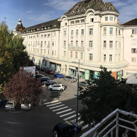 Old Town English Park Residence Craiova Exterior photo