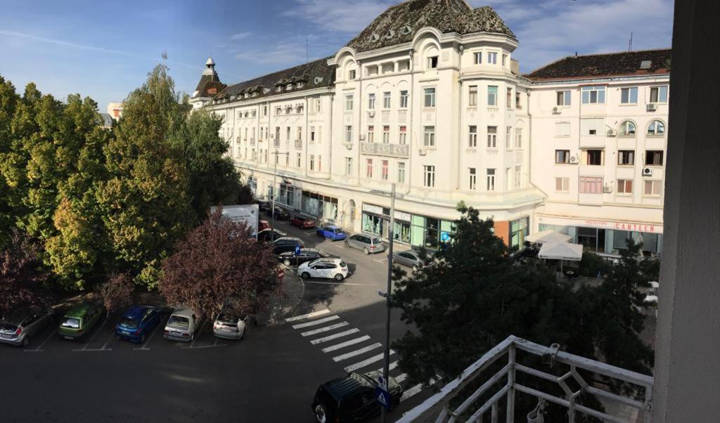 Old Town English Park Residence Craiova Exterior photo