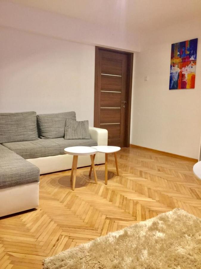 Old Town English Park Residence Craiova Exterior photo